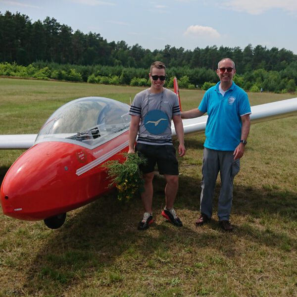 Nicolas fliegt seine "A"